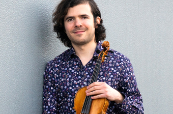 Fiddle with Alex Hargreaves