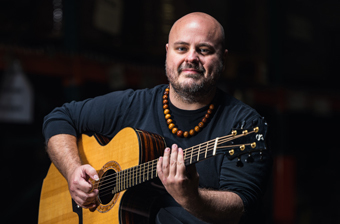 Acoustic Fingerstyle Guitar with Andy McKee Acoustic Fingerstyle Guitar with Andy McKee